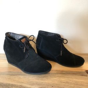 TOMS Desert Wedge Suede Bootie, 8.5